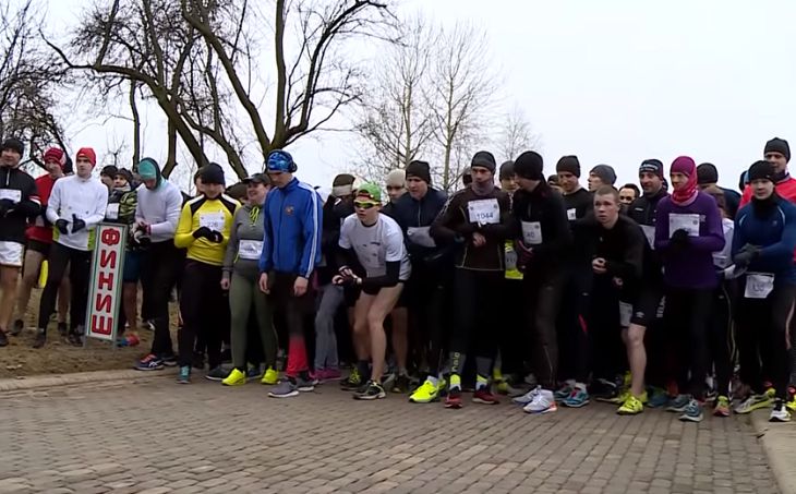 Легкоатлетический забег прошел в Лошицком парке