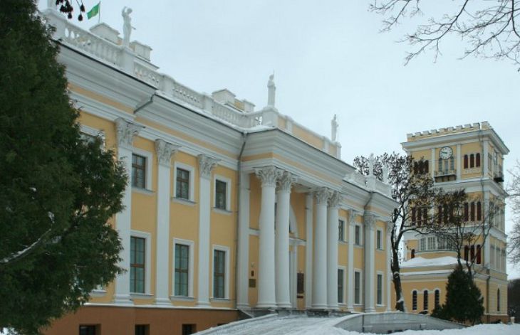 Юным талантам Гомельской области вручены награды спецфонда Президента и облисполкома Юным талантам Гомельской области вручены награды спецфонда Президента и облисполкома