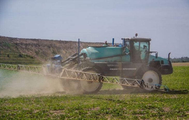 На весенние полевые работы в Беларуси потратят более 1,8 млрд рублей