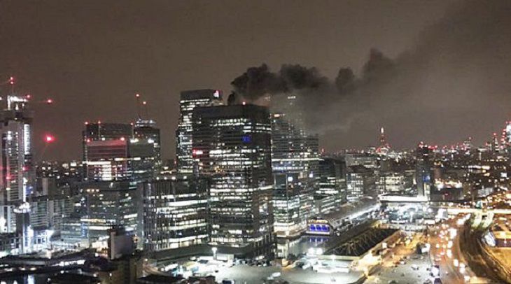 В лондонском небоскребе произошел сильный пожар