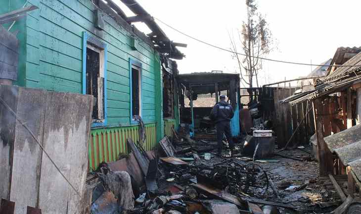 В Климовичском районе в собственном доме сгорели пожилые супруги