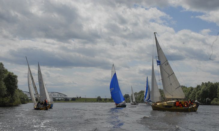 Белорус собрал яхту и путешествует на ней Белорус собрал яхту и путешествует на ней