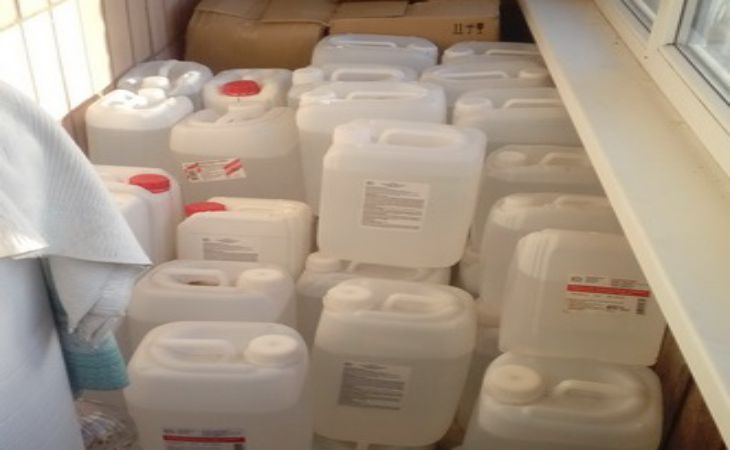 В Бобруйске у пенсионерки изъяли 665 литров контрафактного спирта