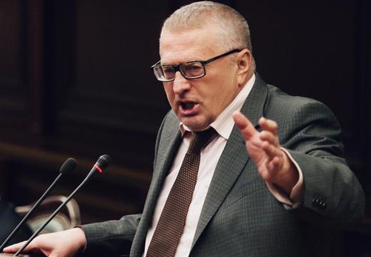 Жириновский просит Назарбаева заранее запретить класть себя в Мавзолей Жириновский просит Назарбаева заранее запретить класть себя в Мавзолей