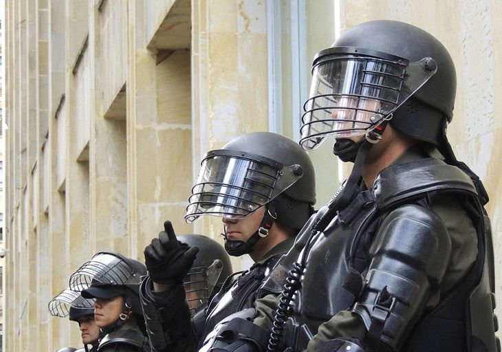 В Каталонии около 30 человек пострадали в результате столкновений