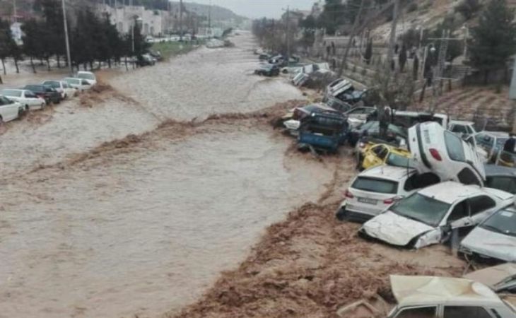 19 человек стали жертвами наводнения в Иране