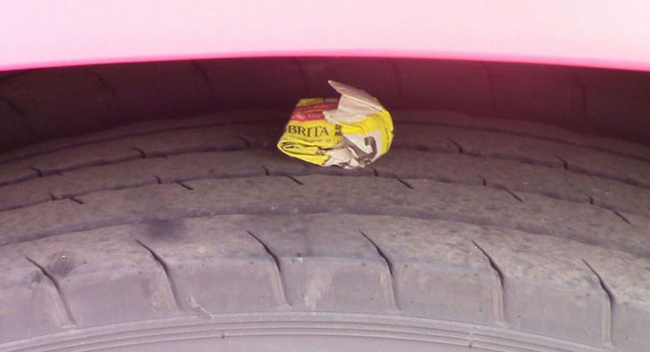 Все равно заметили: белорус неудачно избавился от «травки» на границе