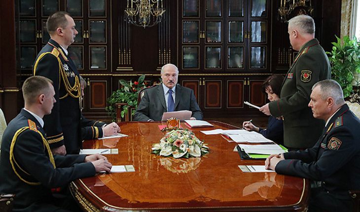 «Не 9 или 10, и даже 8 с натяжкой». Лукашенко оценил работу милиции «Не 9 или 10, и даже 8 с натяжкой». Лукашенко оценил работу милиции