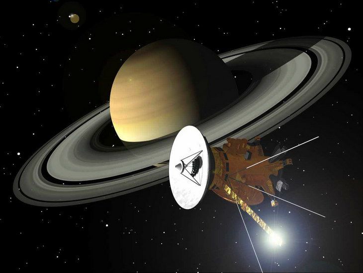 Астрофизики назвали цвет малых спутников в кольцах Сатурна