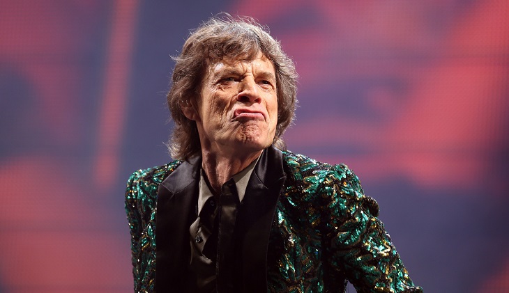 Rolling Stones отложила тур в США и Канаде из-за состояния Мика Джаггера