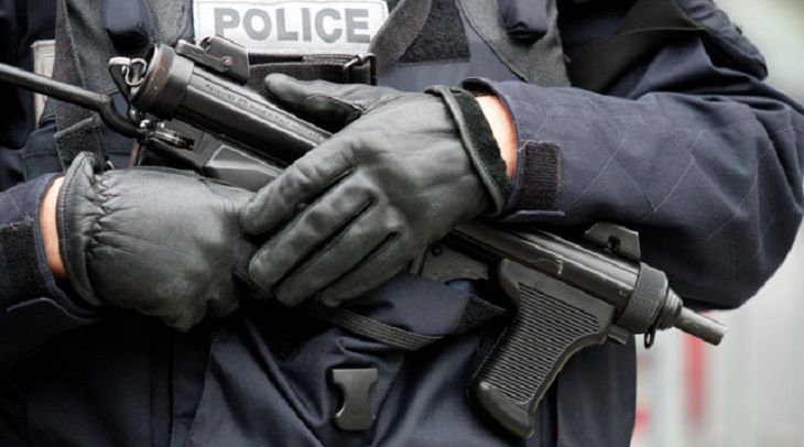 Француз планировал теракт в детсаду. Его поймали 