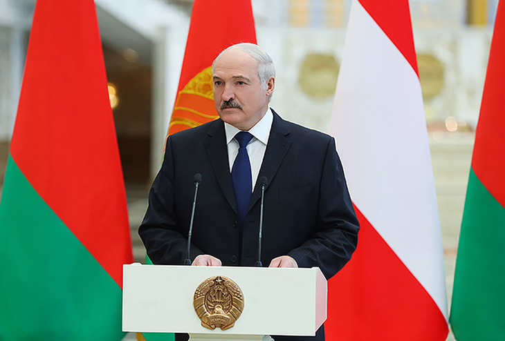 Лукашенко о фактах коррупции в судах: нечистых на руку надо выявлять и немедленно от них избавляться