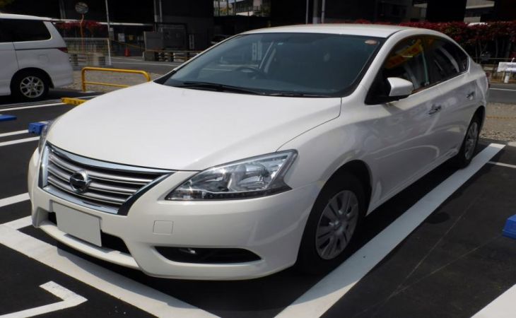 В Сети появились фото нового бюджетного седана Nissan Sylphy