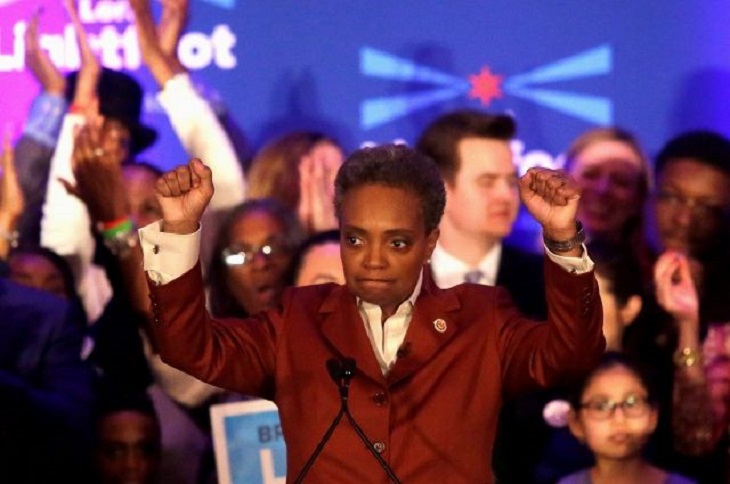 Мэром Чикаго впервые стала темнокожая женщина