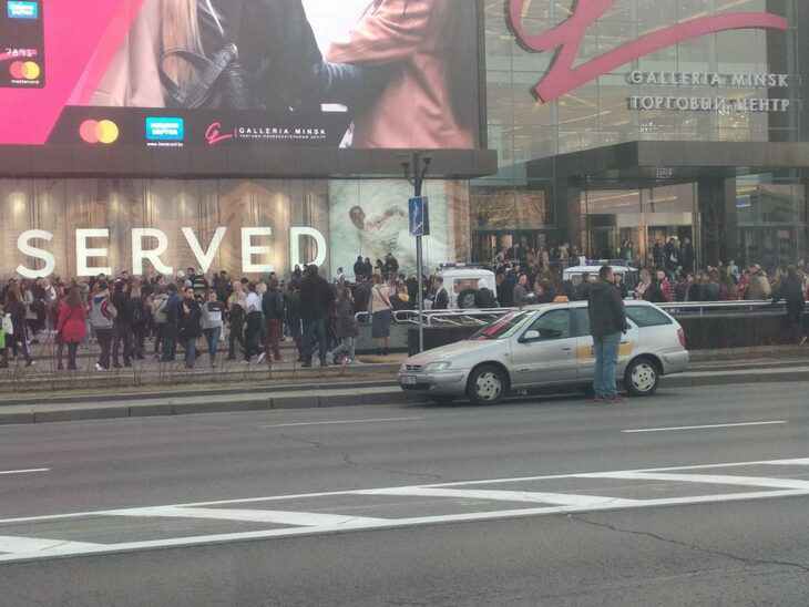 Сообщение о минировании ТЦ «Галерея» не подтвердилось