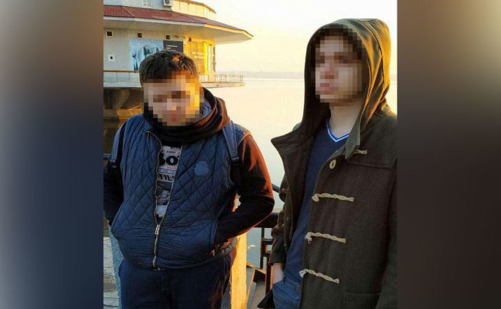 Убили ради видео. Двое парней избили мужчину и сбросили с моста