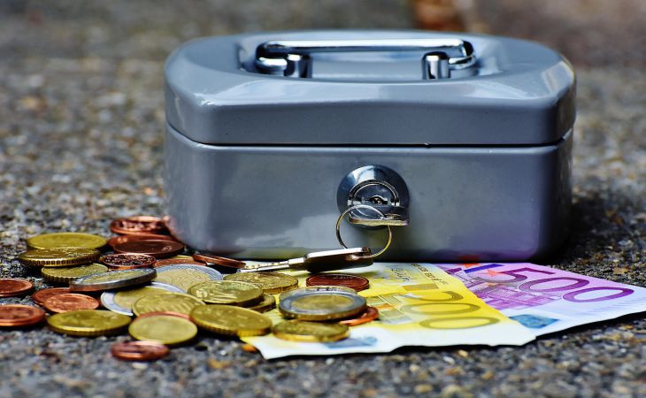 Самые жадные знаки зодиака, которые удавятся за рубль Самые жадные знаки зодиака, которые удавятся за рубль
