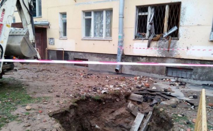 Женщина погибла в собственной квартире из-за прорыва трубы с кипятком Женщина погибла в собственной квартире из-за прорыва трубы с кипятком