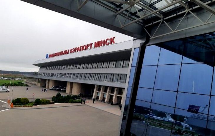 Латвийского историка не впустили в Беларусь