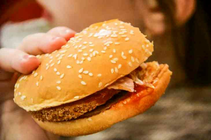 Найден способ бесплатно обедать в «Макдоналдсе»