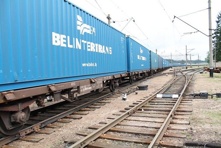 Беларусь готовится отправить в Китай еще один поезд с молоком