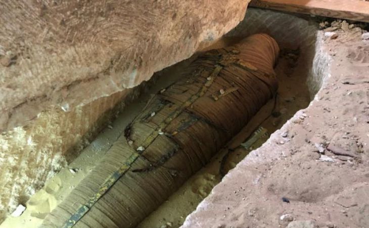 В Египте открыли 2 500-летний саркофаг с таинственной мумией