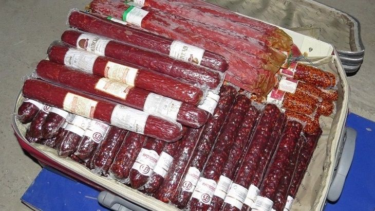 Зараженную чумой украинскую колбасу задержали на границе с Россией