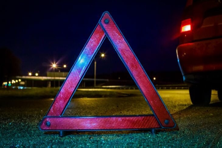 Водитель сбил женщину в Пуховичском районе и сжег автомобиль Водитель сбил женщину в Пуховичском районе и сжег автомобиль