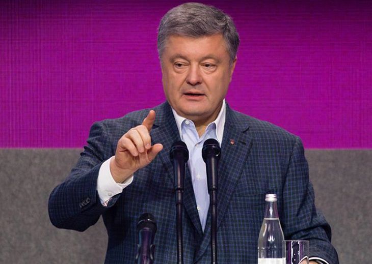 Порошенко рассказал, что будет делать в случае победы Зеленского на выборах