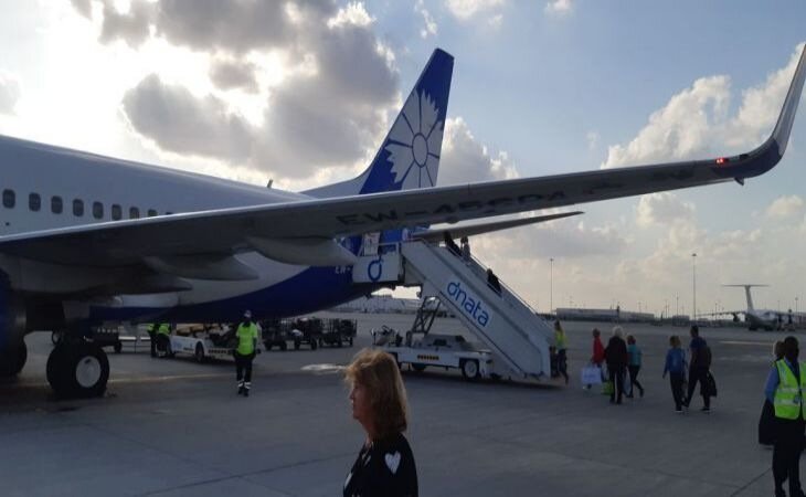 В Стокгольме из-за угрозы взрыва самолет совершил экстренную посадку В Стокгольме из-за угрозы взрыва самолет совершил экстренную посадку