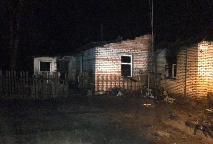 Пожар под Смолевичами едва не погубил всю семью 