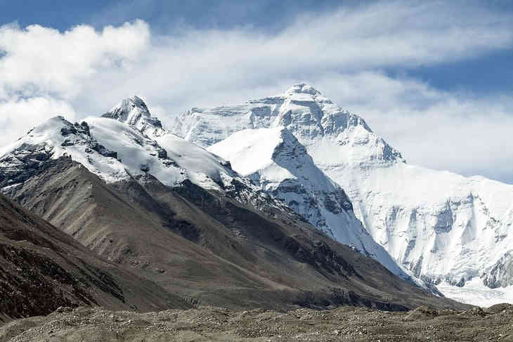 Гора Эверест уменьшилась после землетрясения