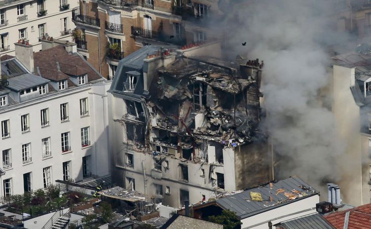 В Париже произошел взрыв в жилом доме