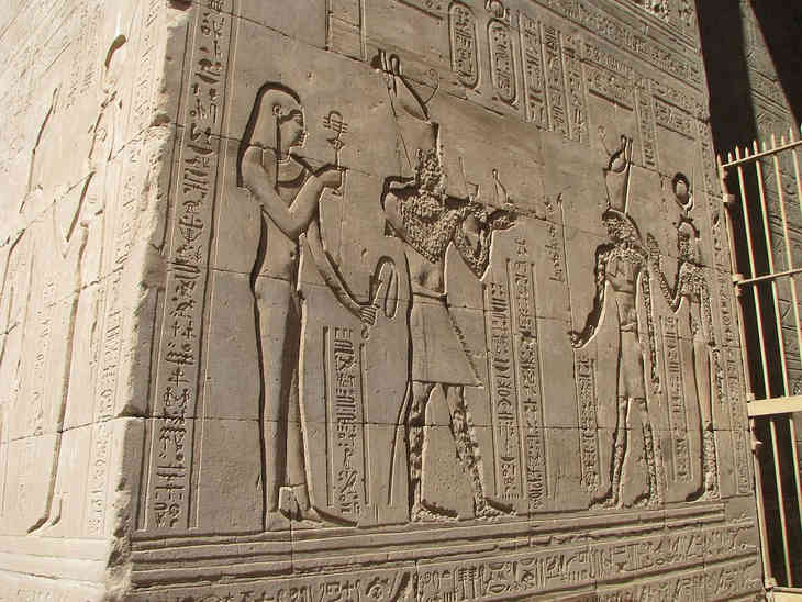 Ученые обнаружили в Египте город, который древнее пирамид