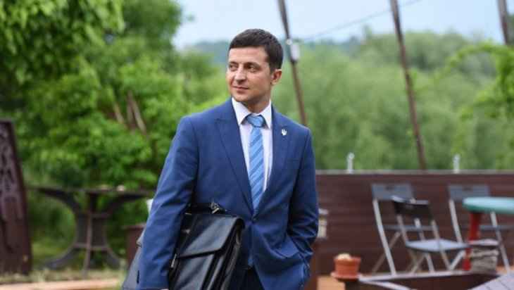 Зеленский заявил о готовности распустить Верховную раду Украины