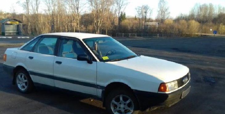 Под Городком юноши угнали автомобиль. Разбили его и угнали еще один Под Городком юноши угнали автомобиль. Разбили его и угнали еще один