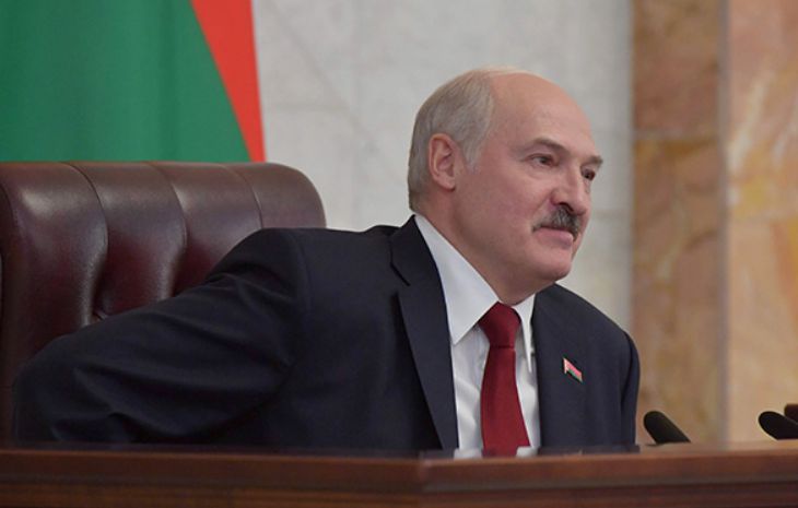 Лукашенко: Что такое 1 000 рублей для спортсмена? Это же не зарплата! Об этом стыдно публично говорить