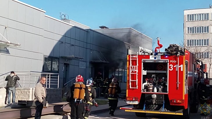 В минской мастерской загорелся электросамокат