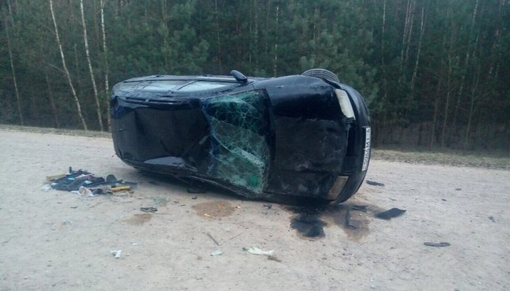 В Лидском районе несколько раз перевернулась Skoda: пассажирка погибла В Лидском районе несколько раз перевернулась Skoda: пассажирка погибла