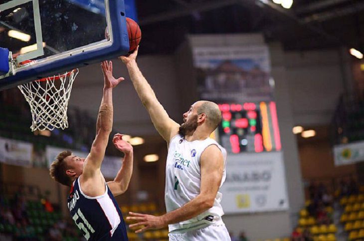 Баскетбол. Минские «Цмокi» одолели поляков 