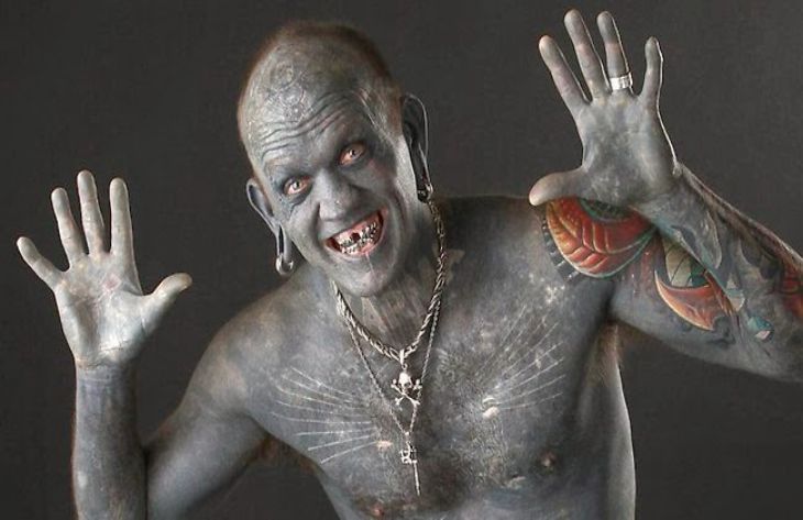 Самый татуированный человек в мире