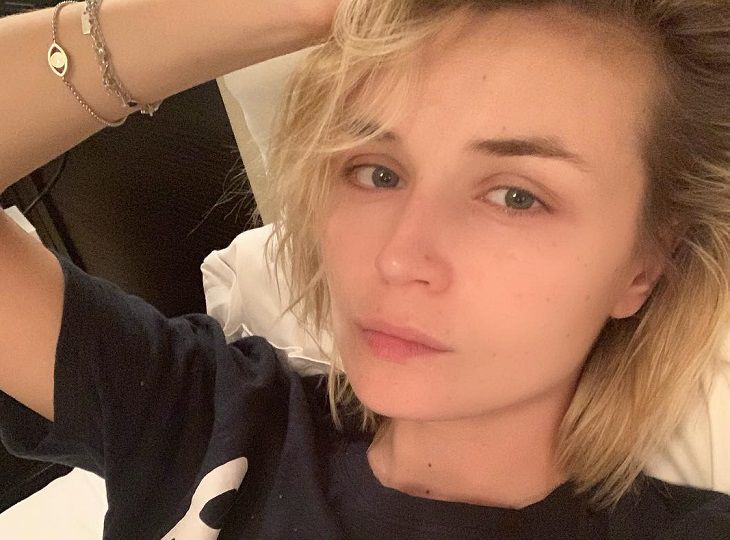 Полина Гагарина просит поклонников помочь ей выздороветь Полина Гагарина просит поклонников помочь ей выздороветь
