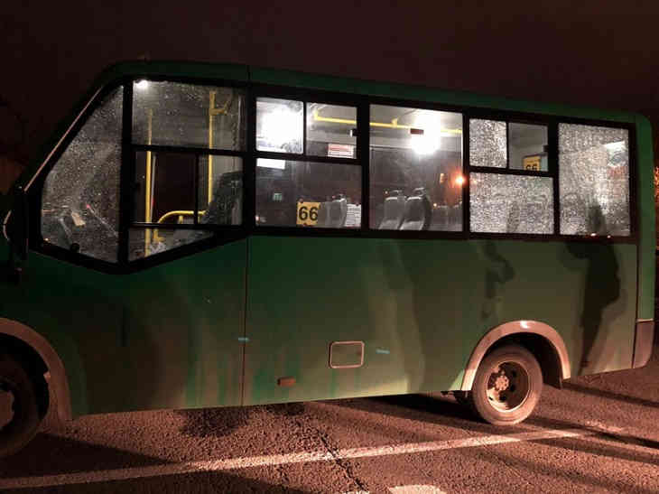 Россиянин расстрелял маршрутку с пассажирами для проверки пистолета