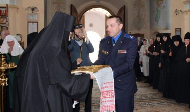 Похищенная икона вернулась в Свято-Никольский монастырь в Могилеве