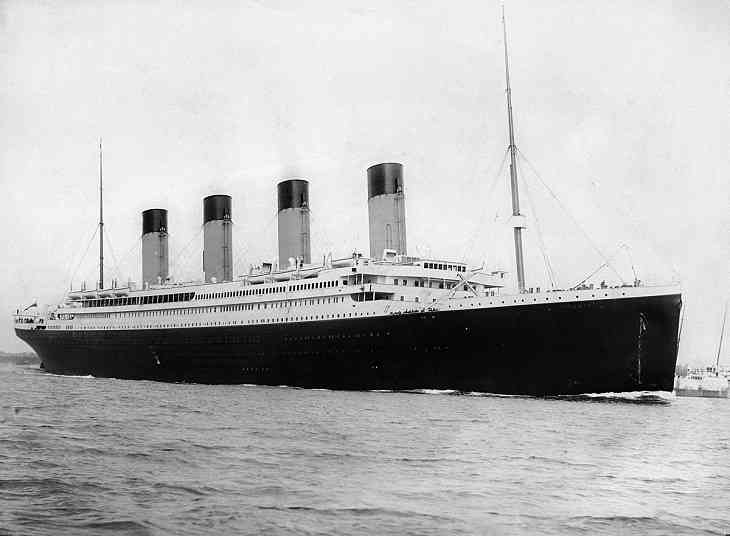 Фляжка с «Титаника» продана за $98 тысяч