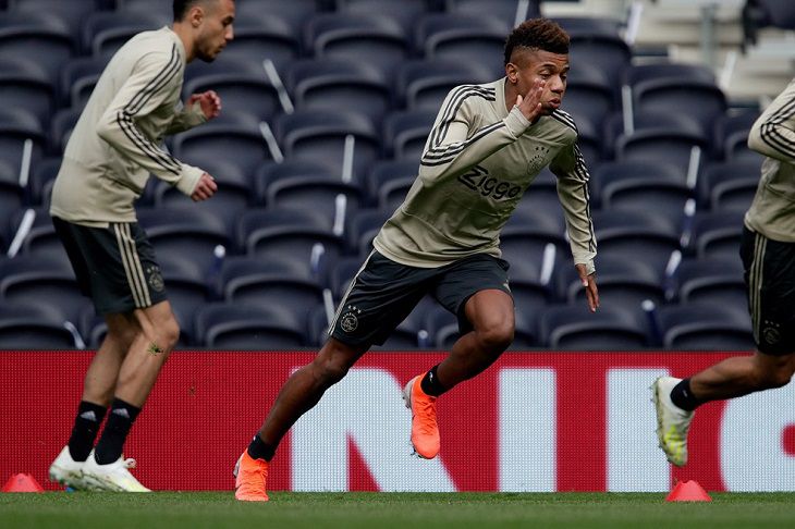 Футбол. 1/2 финала ЛЧ. «Тоттенхэм» сразится с «Аяксом»