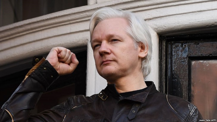 Суд в Лондоне приговорил основателя Wikileaks Джулиана Ассанжа к 50 неделям заключения