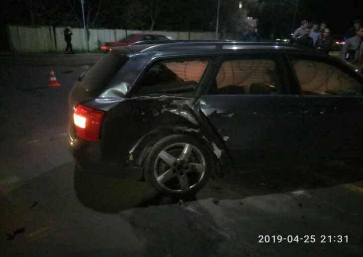 «Байкер отлетел на 50 метров»: видео и новые подробности страшного ДТП в Пинске «Байкер отлетел на 50 метров»: видео и новые подробности страшного ДТП в Пинске