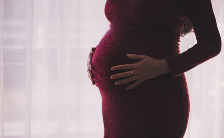 Психические расстройства ребенка связывают с вирусными инфекциями матери во время беременности