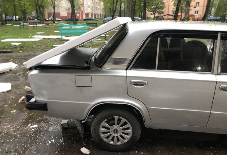 В Могилеве стихия бушевала: последствия первой грозы В Могилеве стихия бушевала: последствия первой грозы